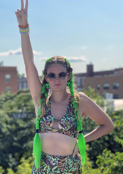 Jungle Kitty Sparkle -  Womens music fesival fashion - Festival-outfit-rave-outfit - handmade-in-Brooklyn-New York City-custom made-waste conscious– retro style – hippie fashion – Knot Front crop tank – front knot – rave bralette top – festival top - front view 